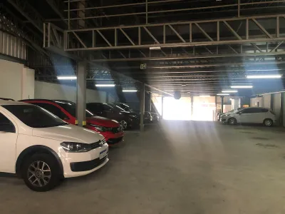 Fachada do estacionamento Estacionamento Curitiba