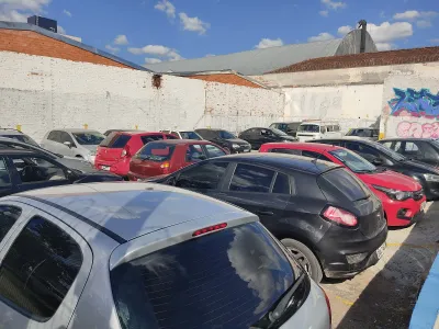 Fachada do estacionamento Eletrickpark