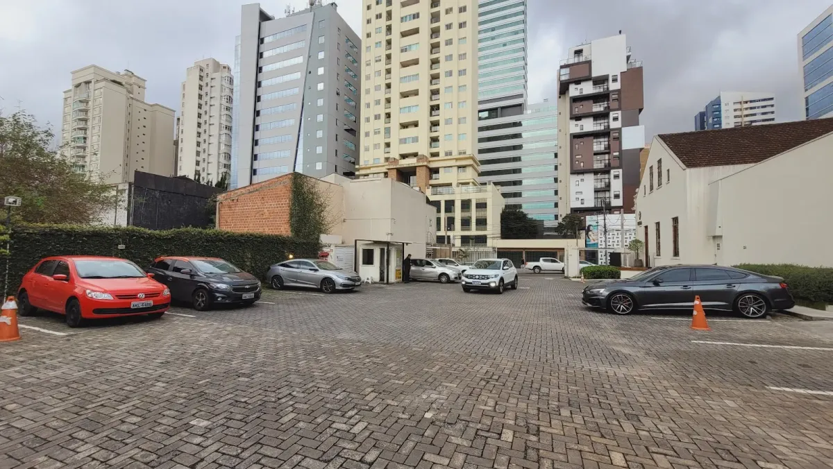 Fachada do estacionamento Estacionamento Guardian Park