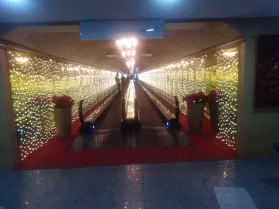 Fachada do estacionamento Estacionamento Shopping Müeller