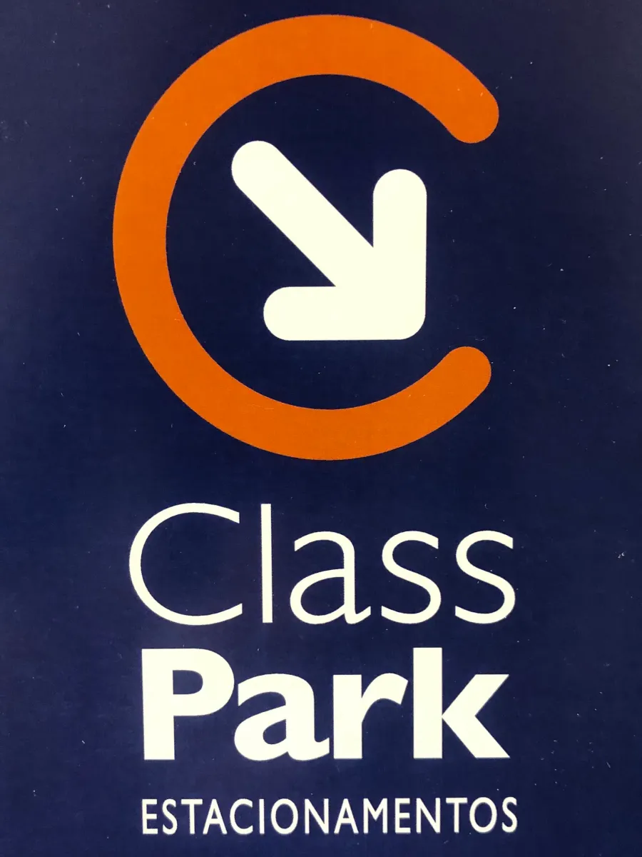 Fachada do estacionamento Class Park Estacionamento