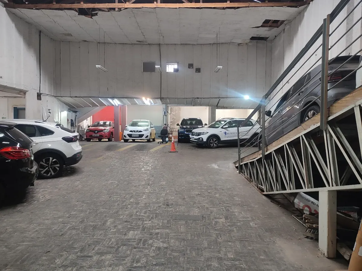Fachada do estacionamento Estacionamento e Lava Car Prime