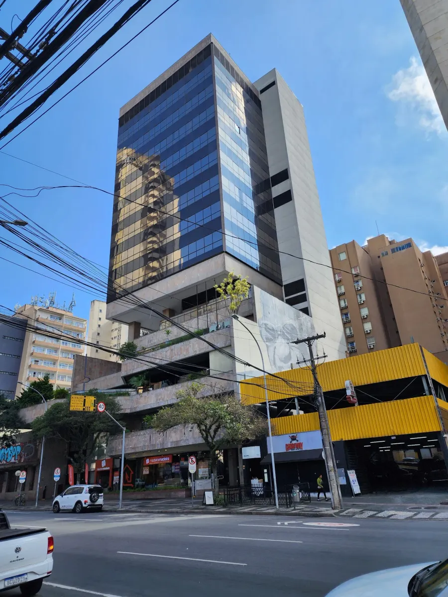 Fachada do estacionamento Estacionamento Igapo