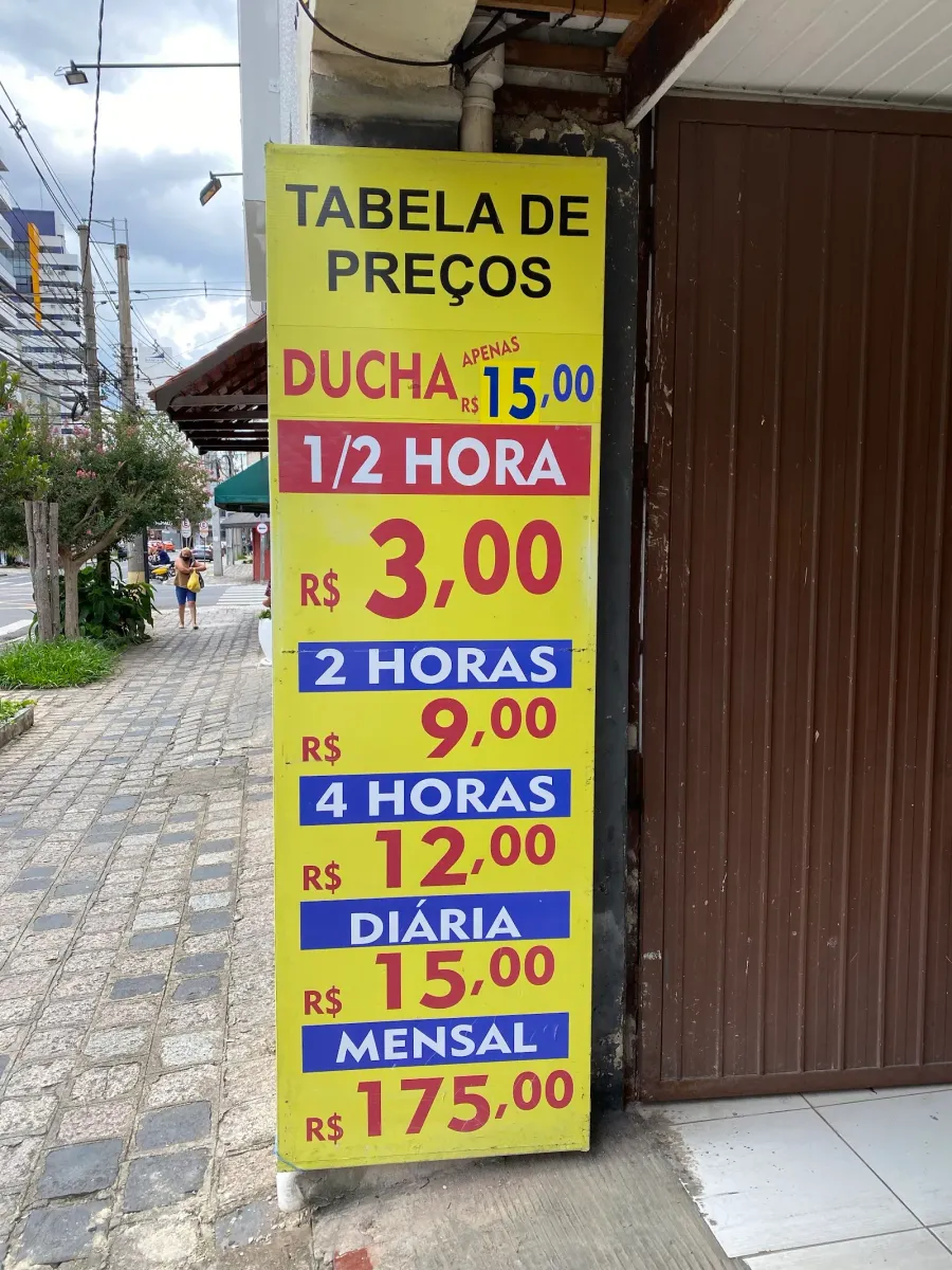 Fachada do estacionamento Hm Estacionamento