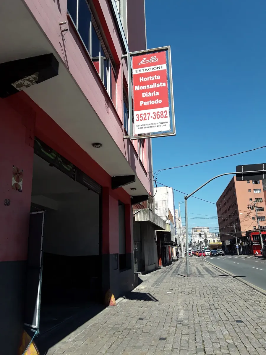 Fachada do estacionamento Ellu Estacione