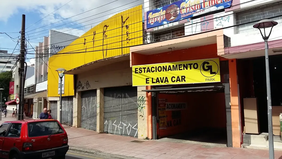 Fachada do estacionamento GL Park - Estacionamento e Lava Car