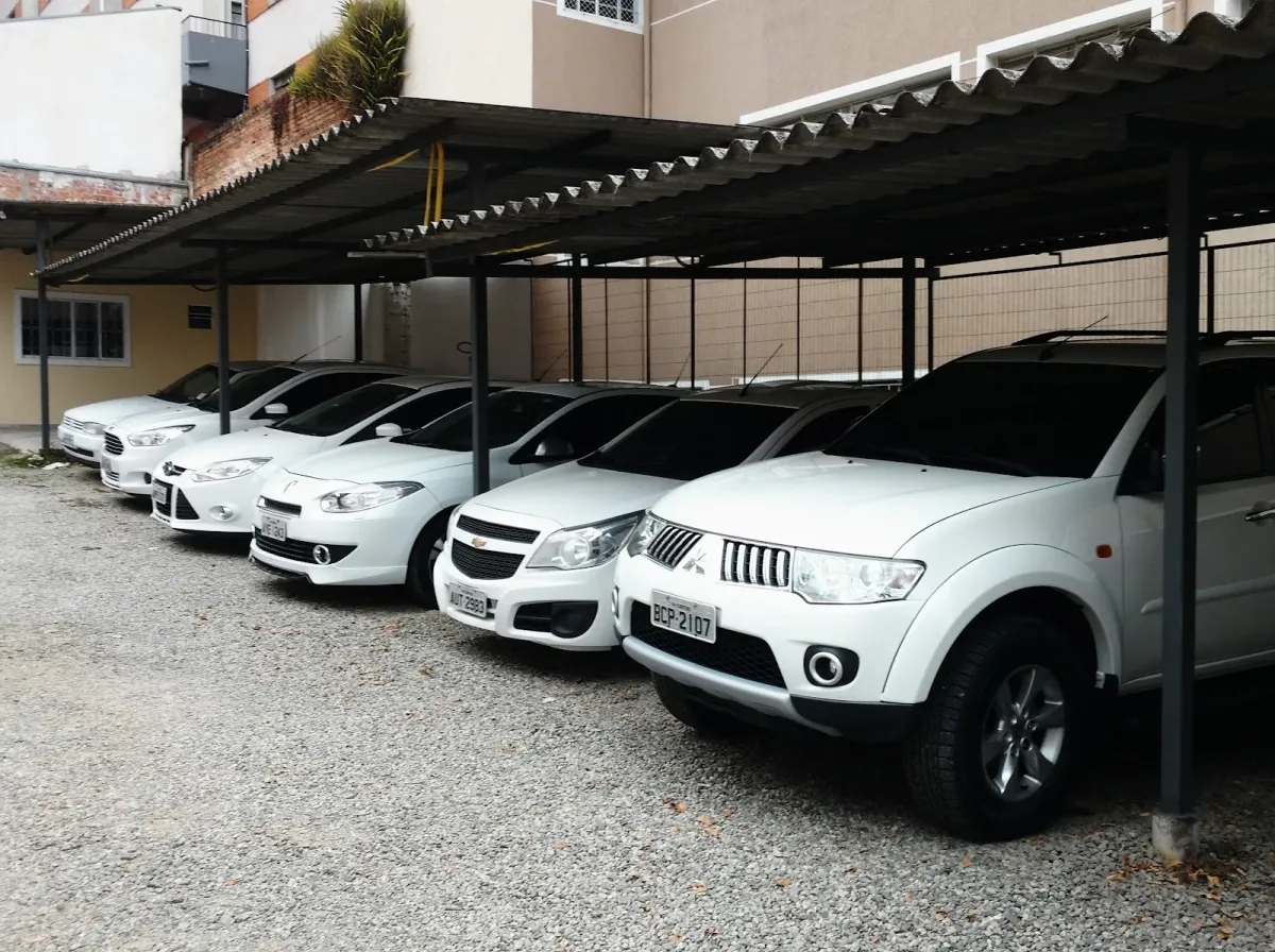Fachada do estacionamento Japa Estacionamento e Lava-car