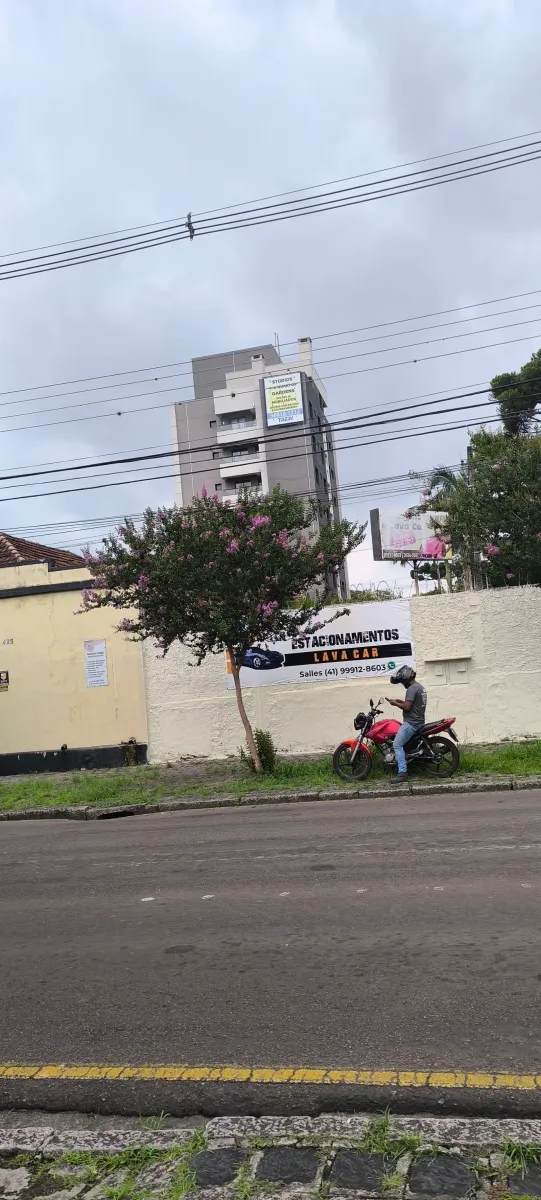 Fachada do estacionamento Nilson J. Salles Estacionamento e Lava Car