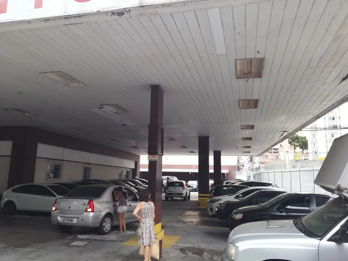 Fachada do estacionamento Primeira Estacionamentos