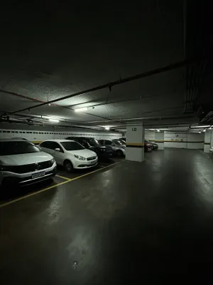 Fachada do estacionamento Estacionamento Estar Europeu Sete de Setembro