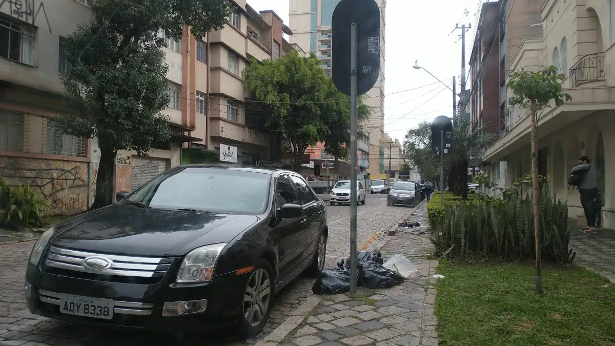 Fachada do estacionamento Lpr Estacionamento