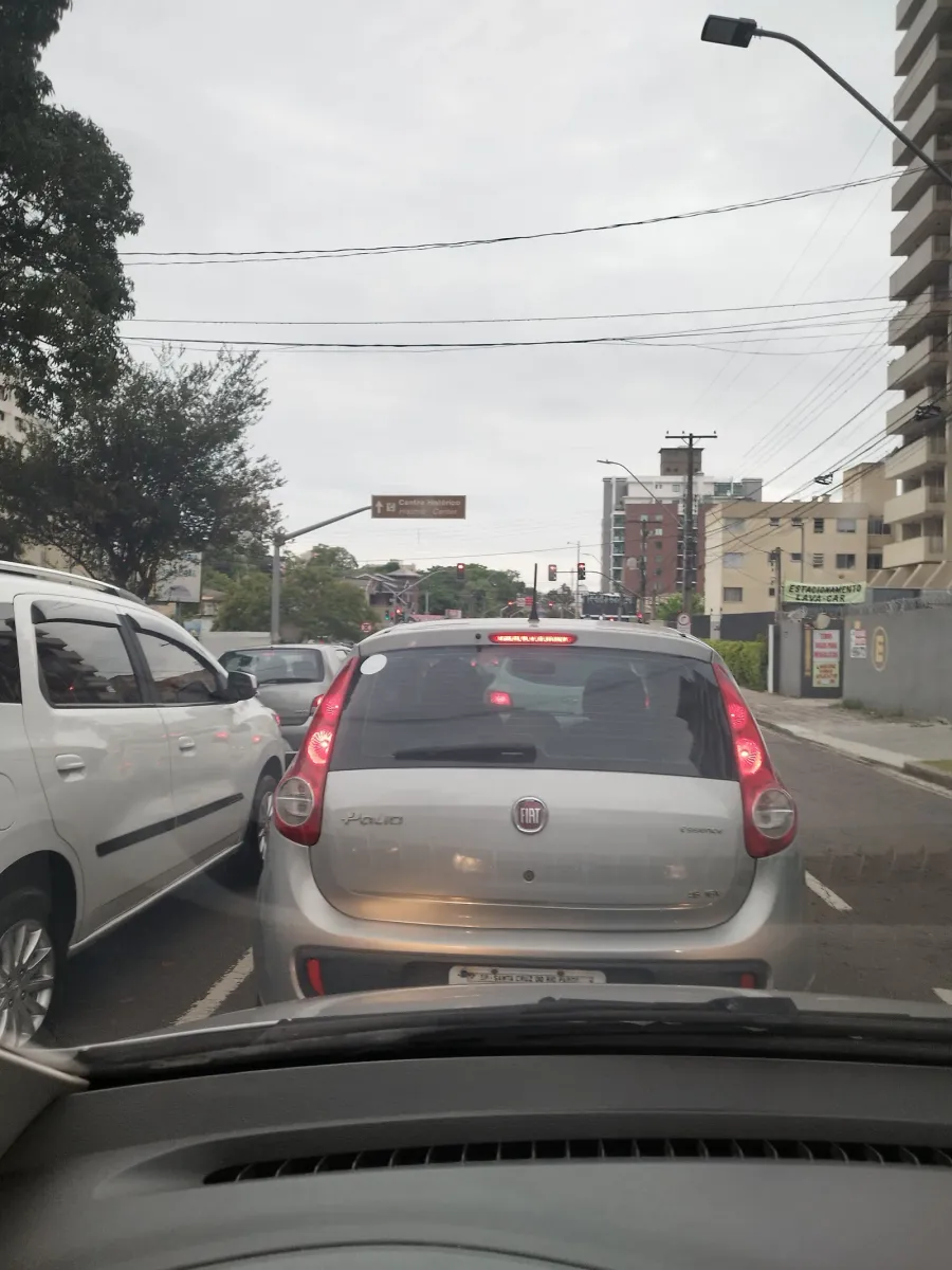 Fachada do estacionamento Estacionamento KM Pro Audio