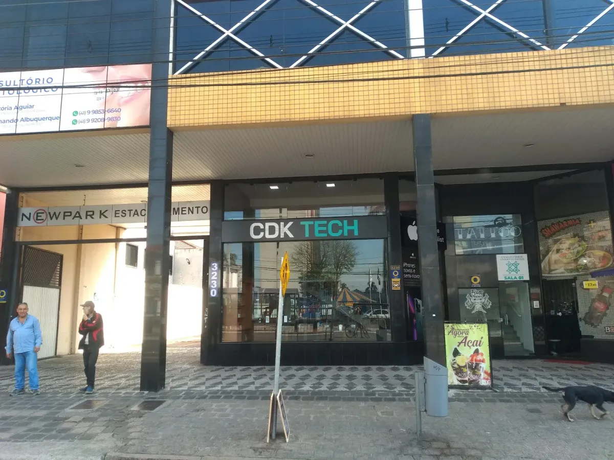 Fachada do estacionamento Estacionamento New Park