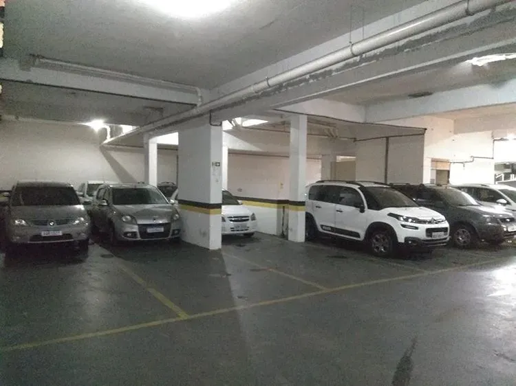 Fachada do estacionamento Estacionamneto Dpaciornik