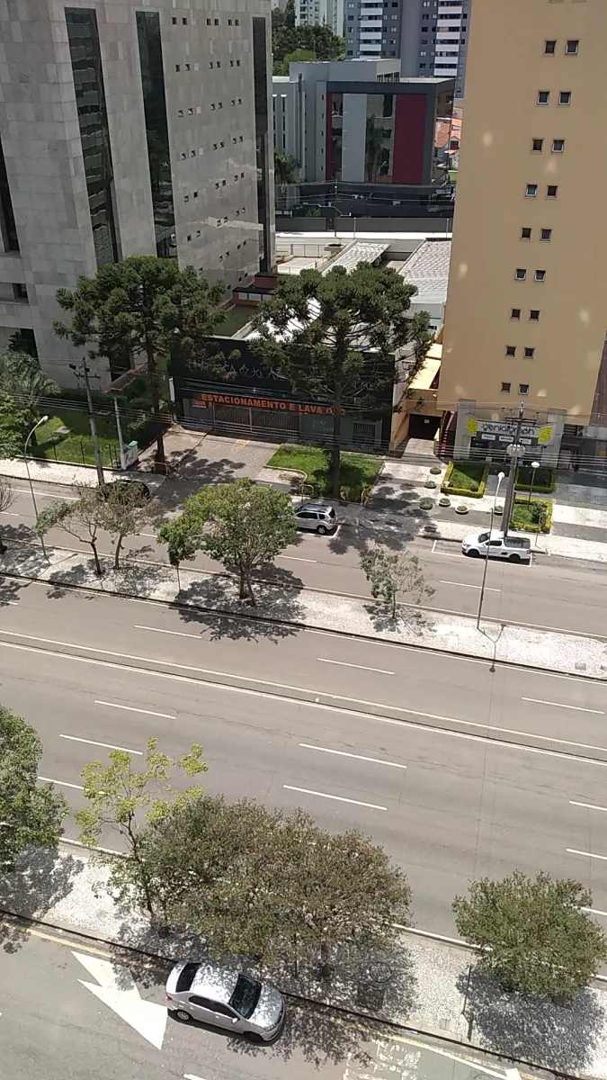 Fachada do estacionamento VS Parking Cândido de Abreu