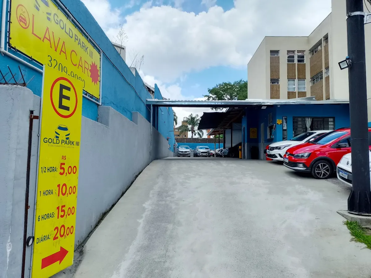 Fachada do estacionamento Estacionamento Gold Park III, Lava Car, Estética Automotiva, Polimento, Espelhamento, Vitrificação, Oxi-sanitização.