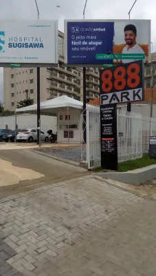 Fachada do estacionamento Estacionamento 888 park