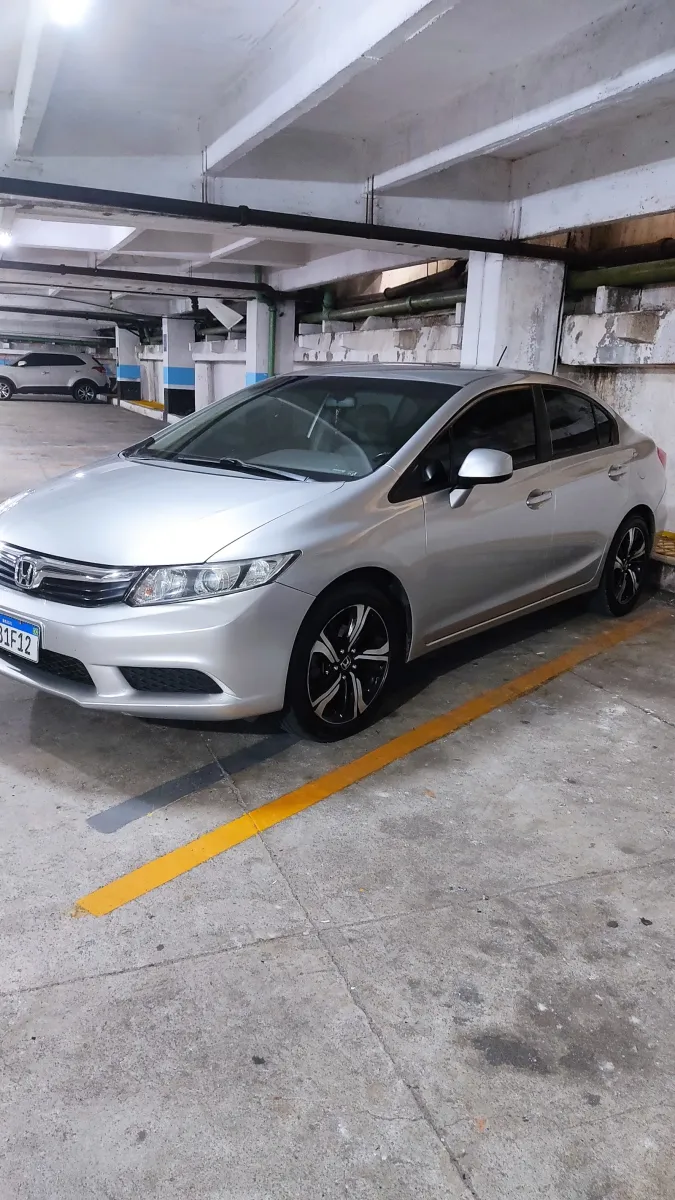 Fachada do estacionamento Estapar Estacionamentos - Shopping Itália
