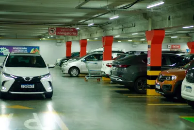 Fachada do estacionamento Plano Smart Park