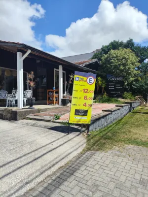 Fachada do estacionamento Itu Park